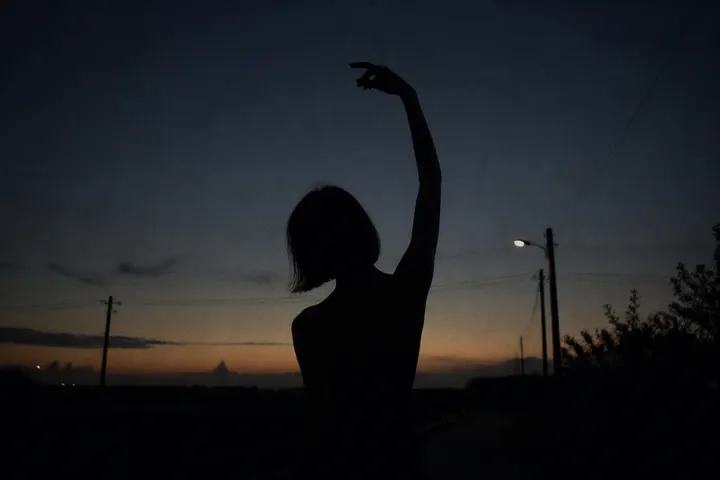Create a cinematic still i...